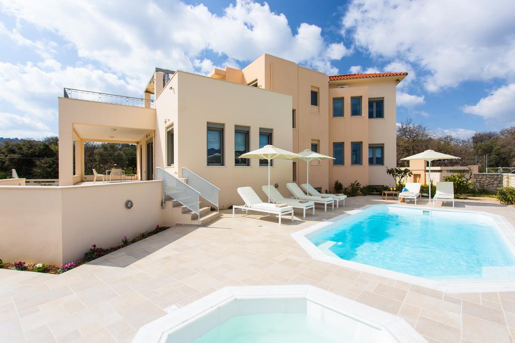 Deluxe Villa Ianthos - Outdoor Hot Tub & Kids Pool Gallos Bagian luar foto