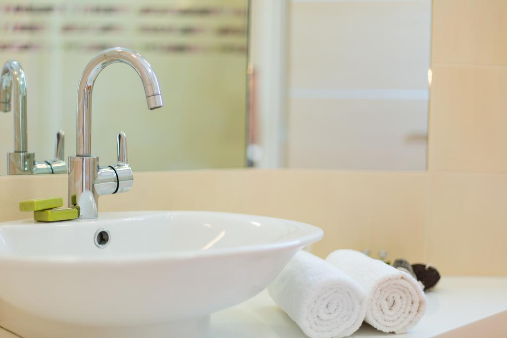 Deluxe Villa Ianthos - Outdoor Hot Tub & Kids Pool Gallos Bagian luar foto