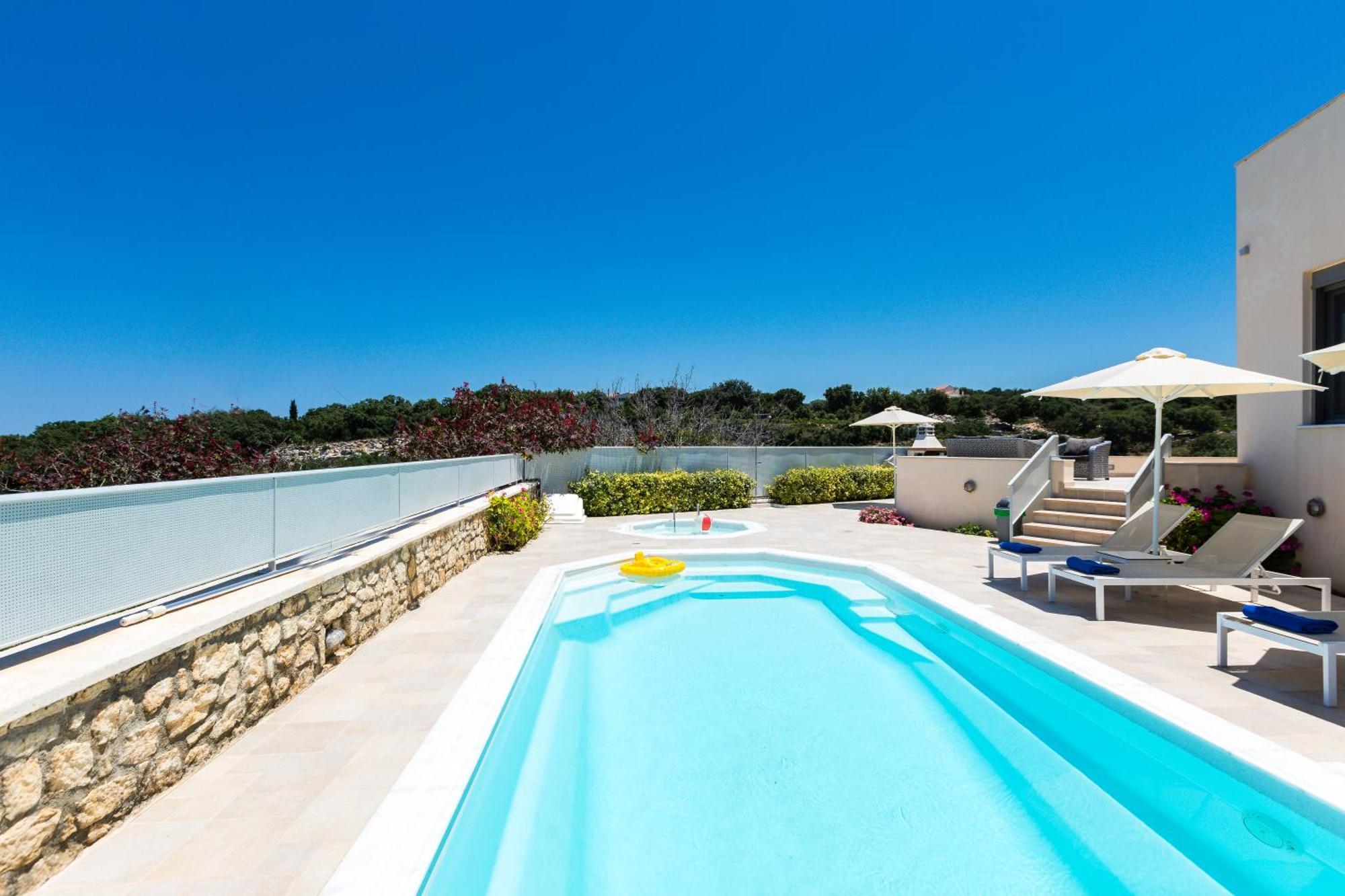 Deluxe Villa Ianthos - Outdoor Hot Tub & Kids Pool Gallos Bagian luar foto